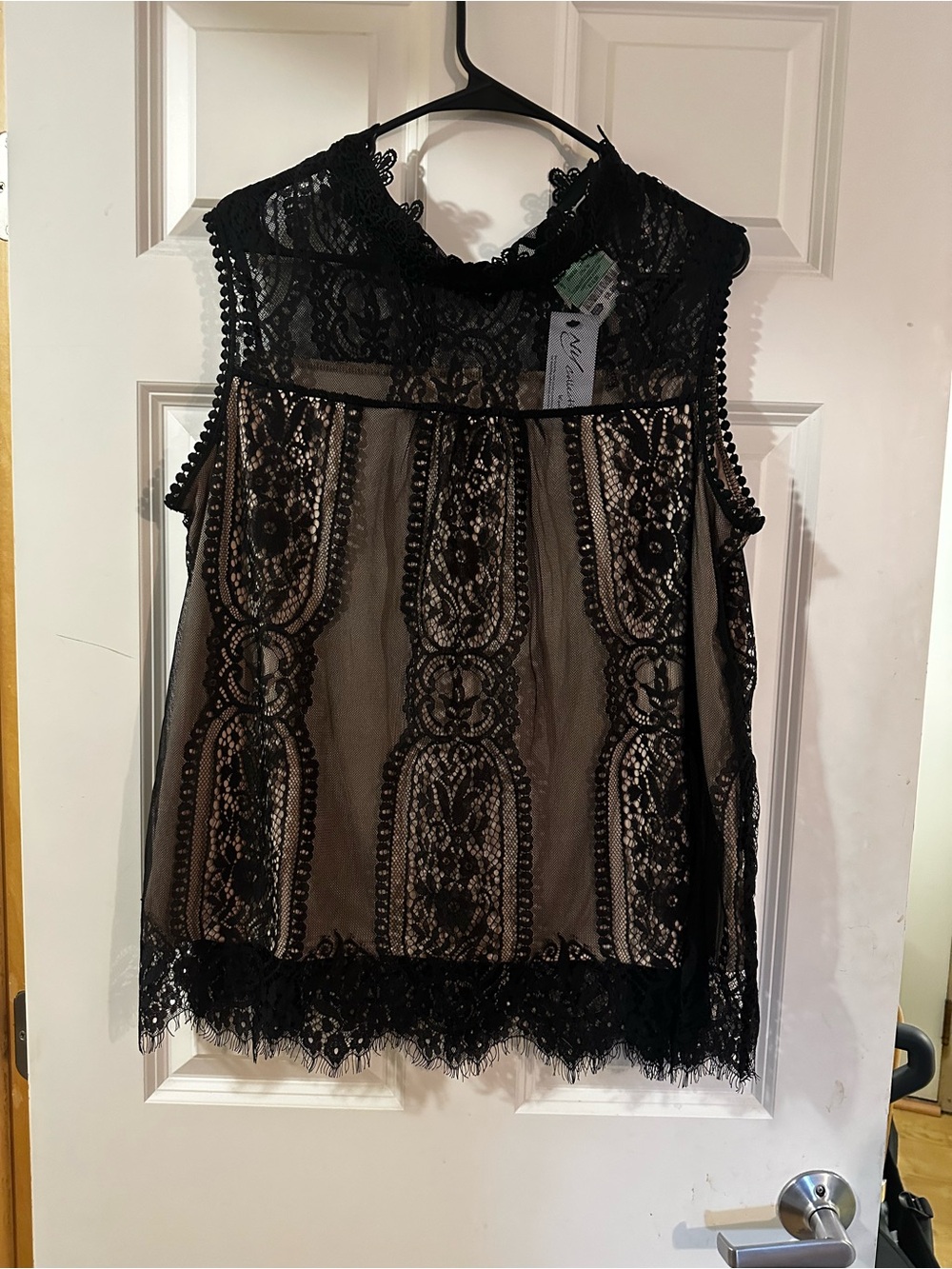 Ny collection sleeveless Black Lace Overlay Top - Elegant Layered Look 12 plus
